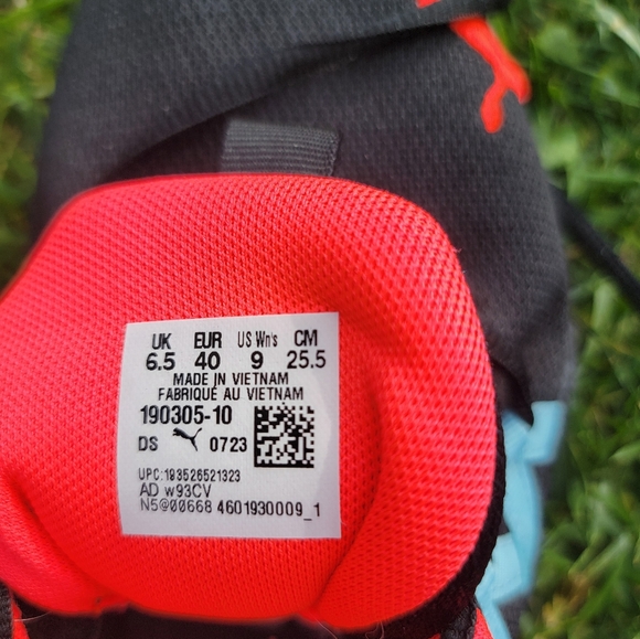 Puma Shoes - Picture 2 of 6